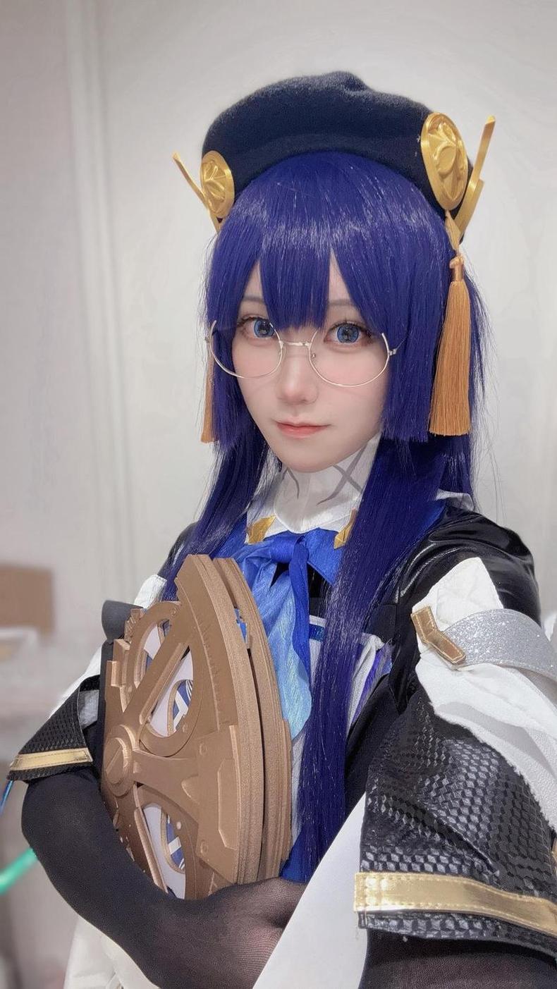 Cosplay原神千阳快起床靓丽摄影带你走近角色，探索游戏的魅力